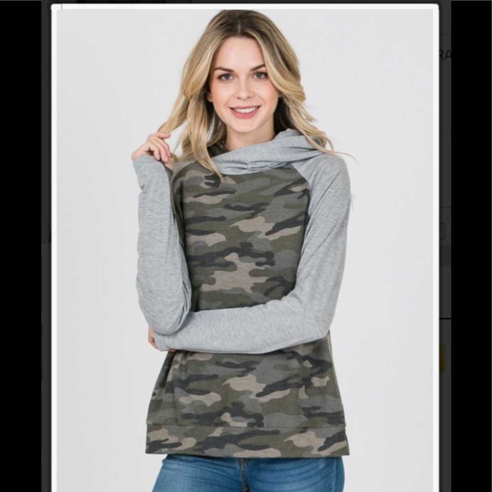 Camo sweatshirt